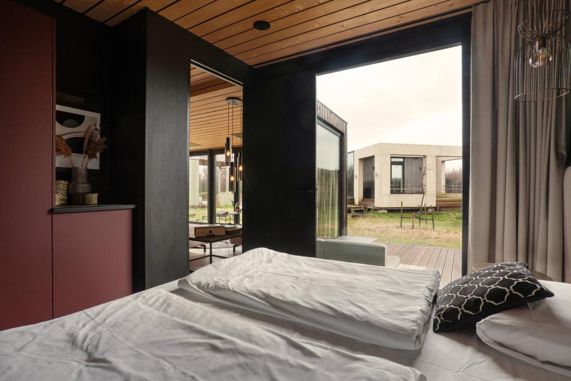Basecamp Tiny House Eco-Resort Ijmuiden IJmuiden Eksteriør billede