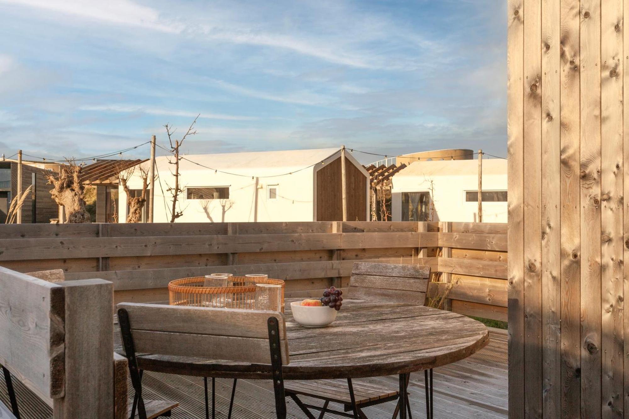 Basecamp Tiny House Eco-Resort Ijmuiden IJmuiden Eksteriør billede
