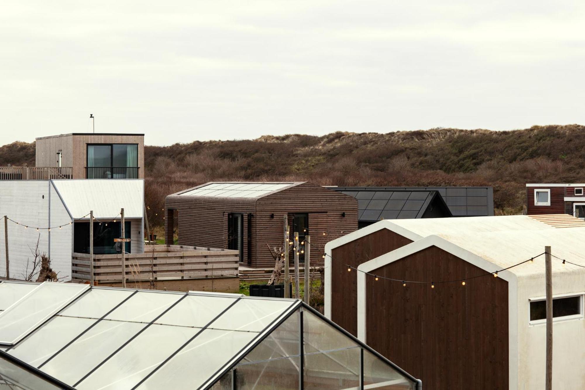 Basecamp Tiny House Eco-Resort Ijmuiden IJmuiden Eksteriør billede